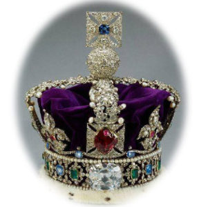 La couronne d'angleterre avec un rubis central Le Prince Noir