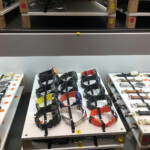 organiser une liquidation de stock en bijouterie - exemple de plateaux