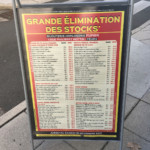 organiser une liquidation de stock en bijouterie - exemple de stop trottoir